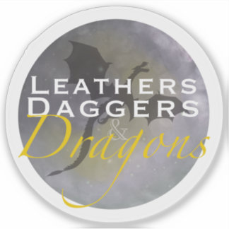 Pegatina Cuartas Alas Daggers y Dragones de Cuero