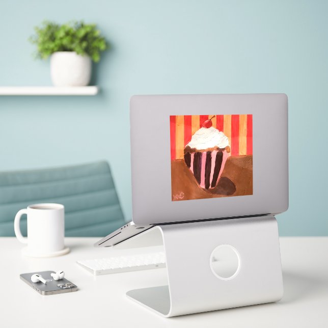 Pegatina Cupcake with Vanilla Frosting (Ordenado portátil  en el escritorio)