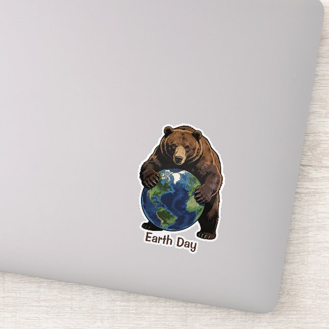 Pegatina Earth Day Bear Hugging Planet Design (Detalle)