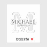 Pegatina Elegante nombre y monograma de los Groomsmen perso<br><div class="desc">Añada un toque personal a su boda con el monograma personalizado de los padrinos y el pegatina de corte personalizado. Este pegatina presenta el nombre personalizado del groomsman con título en gris y monograma en gris claro como fondo, en estilo clásico de tipo de letra serif. También perfecto para el...</div>