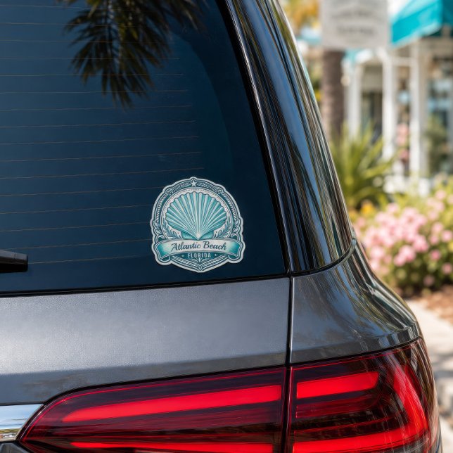 Pegatina Emblema de concha marina costera de Atlantic Beach (Atlantic Beach Florida seashell sticker displayed on the rear window of a luxury SUV.)