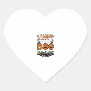 Pegatina En Forma De Corazón Diseño de vector espeluznante adorable de pequeño