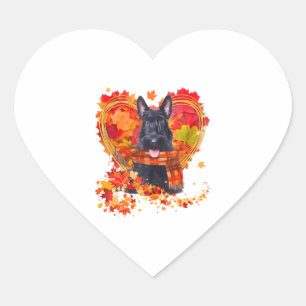 Pegatina En Forma De Corazón Escocia Terrier Con Corazón Hecho De Hojas De Otoñ