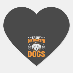 Pegatina En Forma De Corazón Fácilmente Distraído Por Perros