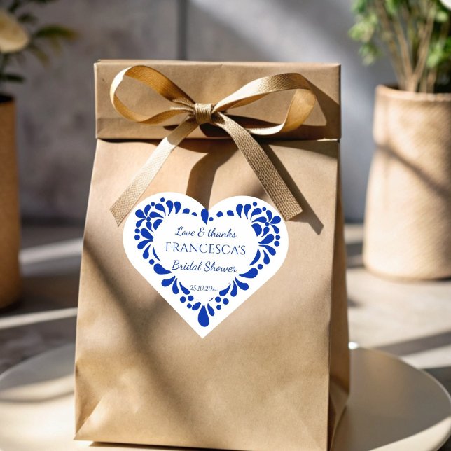 Pegatina En Forma De Corazón Favor de la ducha azul talavera mexicana (Mexican blue talavera bridal shower favor sticker heart shaped stickers personalized favor stickers)