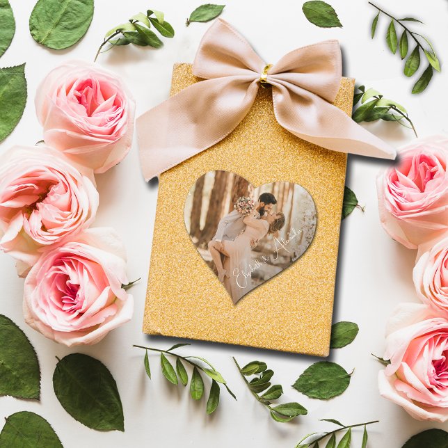 Pegatina En Forma De Corazón Foto boda (Small 1-1/2" heart-shaped photo sticker.)