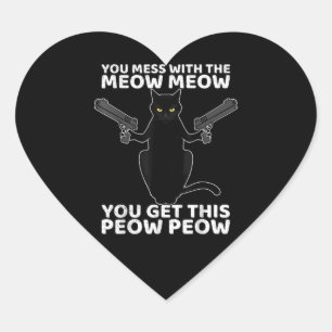Pegatina En Forma De Corazón Gato Gracioso Con Pistolas Que Se Encuentran Con M