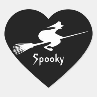 Pegatina En Forma De Corazón Halloween Bruja sobre forma de corazón negro Etiqu
