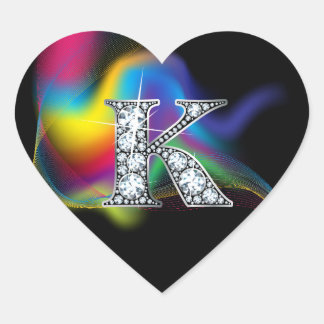 Pegatina En Forma De Corazón "K" Diamond Bling sobre Rainbow Swirl Heart Pegati