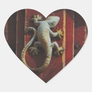 Pegatina En Forma De Corazón lagarto gris de madera desgastada
