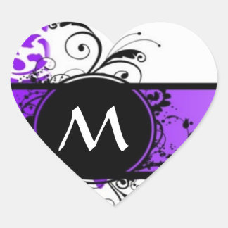 Pegatina En Forma De Corazón Patrón de damasco morado y monograma