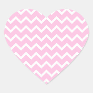 Pegatina En Forma De Corazón Patrón Zigzag blanco y rosa pálido.