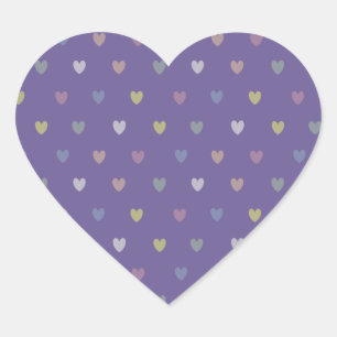 Pegatina En Forma De Corazón Pequeños corazones de polka en morado ultrvioleta