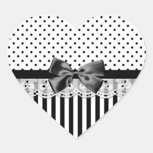 Pegatina En Forma De Corazón Tiras Victorianas Blancas Y Negras Con Ropa De Bow