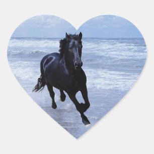 Pegatina En Forma De Corazón Un caballo salvaje y libre