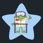 Pegatina En Forma De Estrella Frog in the Science Lab<br><div class="desc">Una rana verde con gafas de seguridad y una bata blanca de laboratorio hace algunos experimentos en el laboratorio de Rana en camisetas de laboratorio,  tazas,  tarjetas,  pegatinas,  bolsas de té,  cadenas de claves,  imanes,  ornamentos y otros artículos de ciencia temática y regalos.</div>