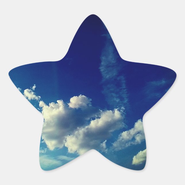 Pegatina En Forma De Estrella Nubes blancas sobre un cielo azul y turquesa (Anverso)