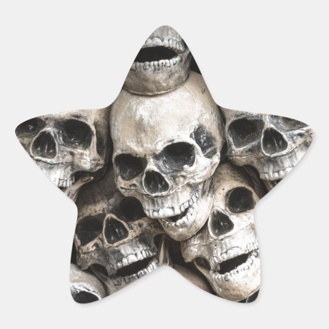 Pegatina En Forma De Estrella Pila De Calaveras (Anverso)