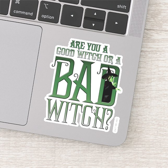 Pegatina ¿Eres Una Buena Bruja O Una Mala Bruja? (Detalle)