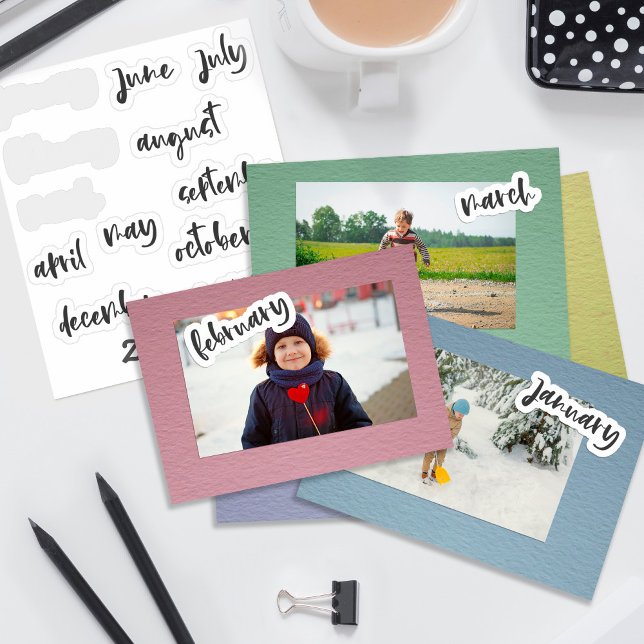 Pegatina Guión de caligrafía Meses negros del año (Subido por el creador)