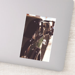 Pegatina Hermoso coche clásico vintage Showroom