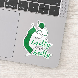 Pegatina Kelly Green Siento Que Soy Típico, Oh Tan Cuidados