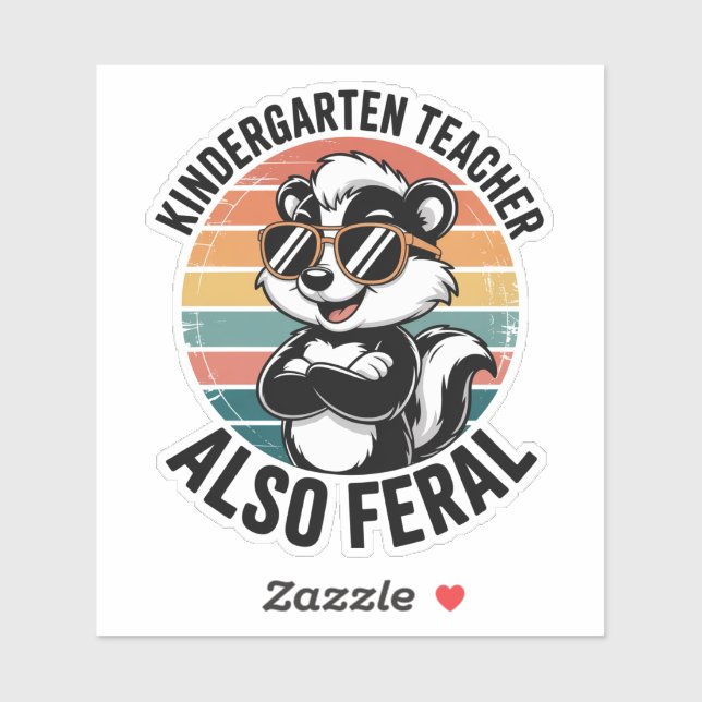 Pegatina Kindergarten Teacher Also Feral Funny Raccoon (Hoja)