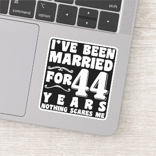 Pegatina Llevo Casado 44 Años Matrimonio Romántico