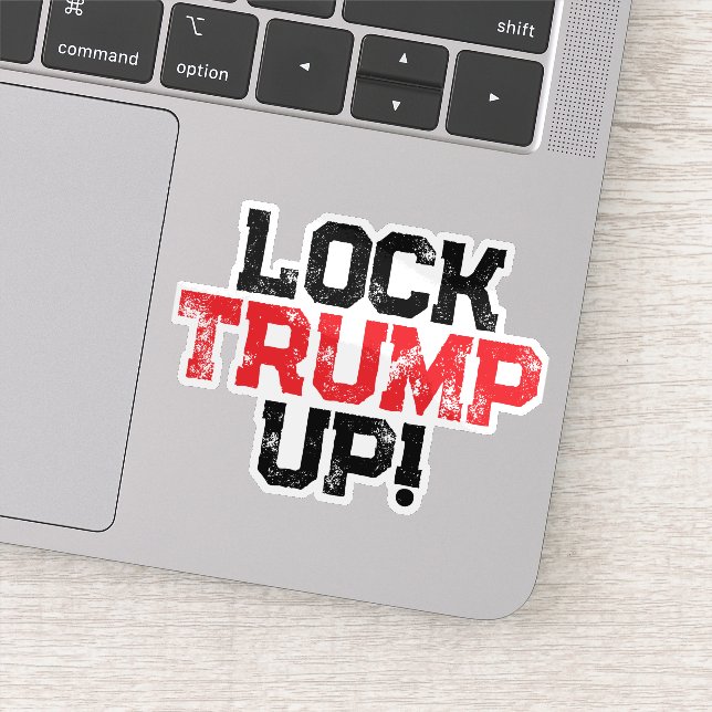 Pegatina Lock Trump Up Political Laptop (Detalle)