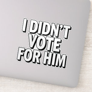 Pegatina MAHA vuelve a hacer patriótico a Estados Unidos sa