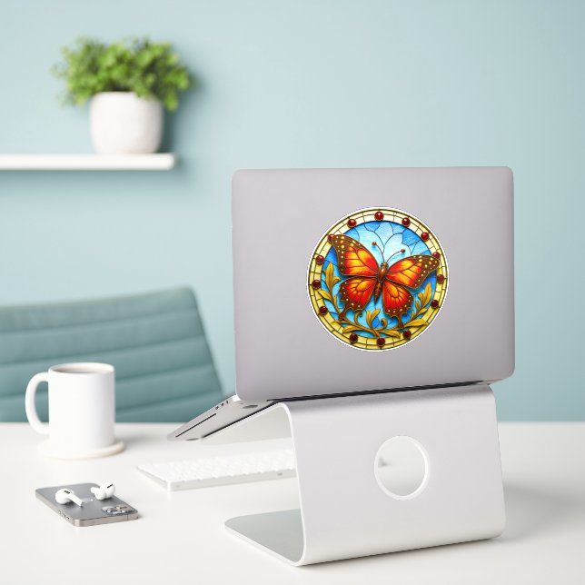 Pegatina mariposa de vidriera (Ordenado portátil  en el escritorio)