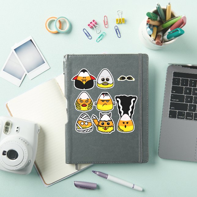 Pegatina Monstruos clásicos de Hollywood Candy Corn (Funda para iPad)