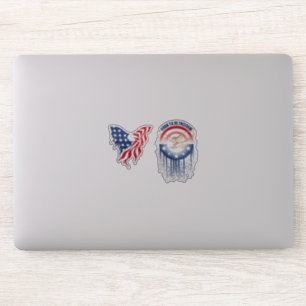 Pegatina Nacido para ser libre Águila Patriótica   4" x 4"