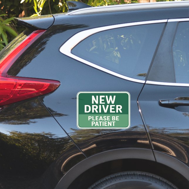 Pegatina  New Driver - Please Be Patient Green Road Sign  (Lado del coche)