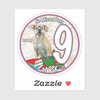 Pegatina NMD en DSK.- Insignia de septiembre de 2023