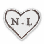 Pegatina Novias talladas Monograma de Iniciales Rústicas de<br><div class="desc">El Corazón Rústico de las novias talladas presenta las iniciales de la pareja talladas en forma de corazón. Además, tipografía angustiada tipografía de moda de país, El diseño es perfecto para un otoño, invierno, primavera o verano boda y puede ser utilizado para cualquier temporada - Empaquetadores de boda personalizados! ~...</div>