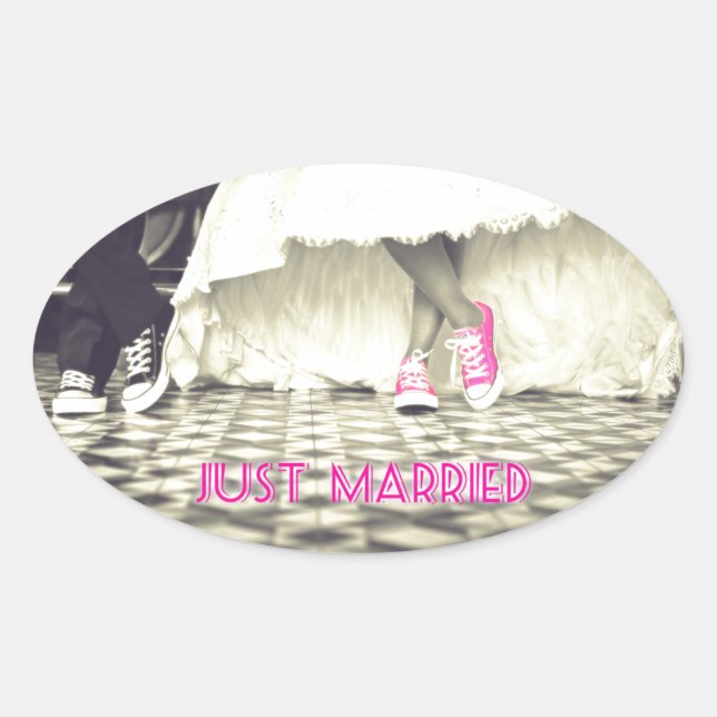 Pegatina Ovalada Blanco negro lindo recién casado (Anverso)