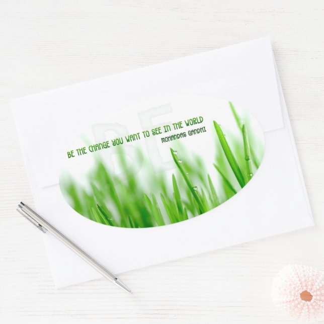 Pegatina Ovalada Cita Inspiradora de Mohandas Gandhi Sé el cambio (Sobre)
