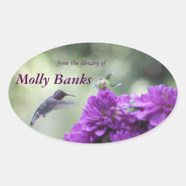 Pegatina Ovalada Colibrí con placa de dahlias moradas