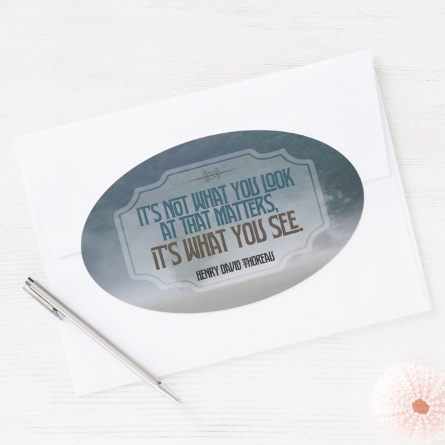 Pegatina Ovalada Henry David Thoreau Cita Inspiradora "Ver" (Sobre)