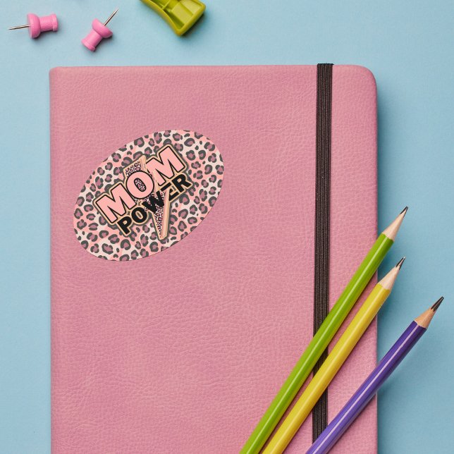 Pegatina Ovalada Impresión de leopardo rosa de Mamá Power (Subido por el creador)