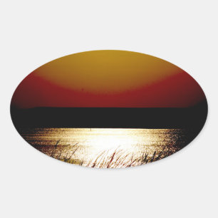 Pegatina Ovalada Lake Sunset