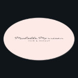 Pegatina Ovalada Maquillaje rosa vintage y belleza personalizada<br><div class="desc">Coordina con la plantilla de la tarjeta de visita de maquillaje rosa y belleza a más tardar a las 12.01 horas. Su nombre está elegantemente estilizado en un tipo de letra cursiva para un ambiente clásico y vintage en estos pegatinas personalizados. Utilice estos pegatinas para sellar sobres o paquetes, para...</div>