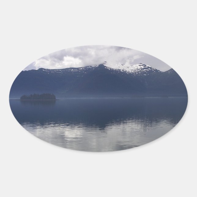 Pegatina Ovalada Mar de Alaska brumoso en tonos azules (Anverso)