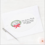 Pegatina Ovalada Merry Christmas Wreath dirección de retorno grande<br><div class="desc">Estas hermosas etiquetas de direcciones de retorno son perfectas para todos sus envíos de vacaciones. Presentan un bonito diseño con una corona de pino acuarela pintada a mano con un gran arco rojo y un texto de guión que dice: ¡Feliz Navidad! Su nombre y dirección están a la derecha. ¡Excelente...</div>