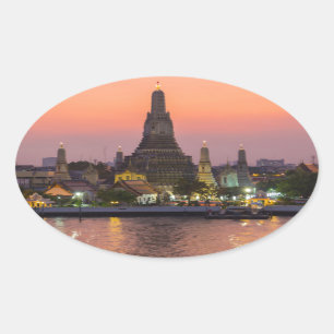 Pegatina Ovalada Templo Wat Arun en Bangkok al atardecer