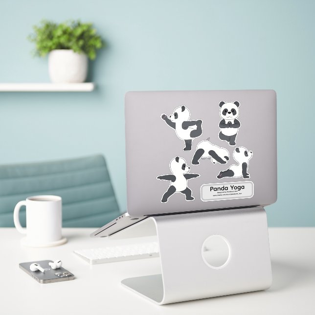 Pegatina Panda Yoga Stickers (Ordenado portátil  en el escritorio)