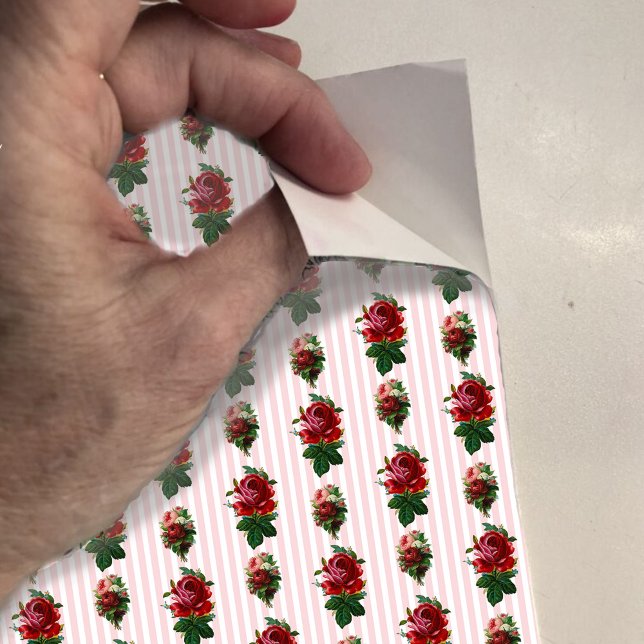 Pegatina Papel tapiz Dollhouse tiras y rosas a pequeña esca (Subido por el creador)