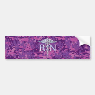 Pegatina Para Coche Enfermera inscrita RN Silver Caduceus en Camo Rosa