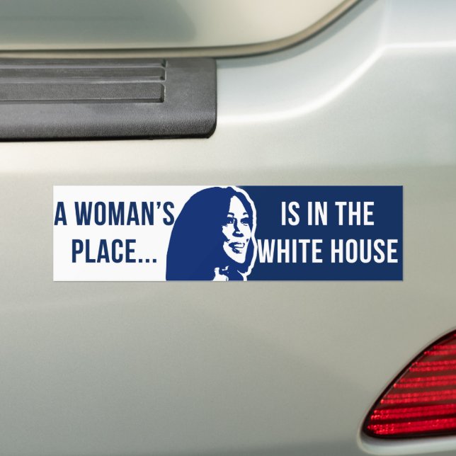 Pegatina Para Coche Kamala 2024: Un lugar de mujer en la Casa Blanca (en coche)